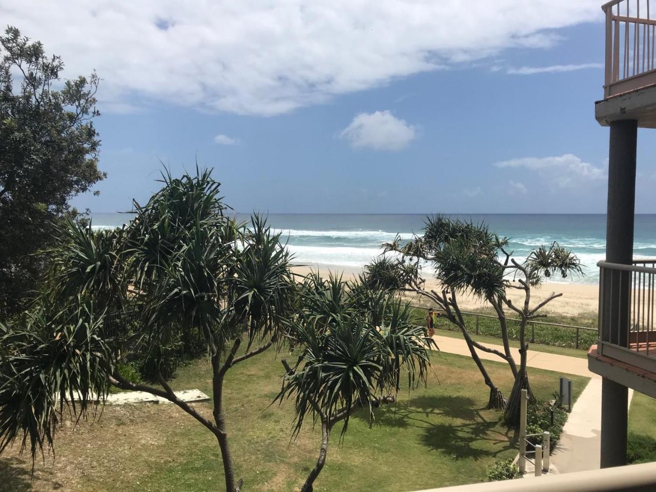 Sanctuary Beach Resort Gold Coast Exterior foto